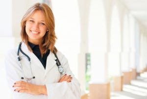 devushka-doctor